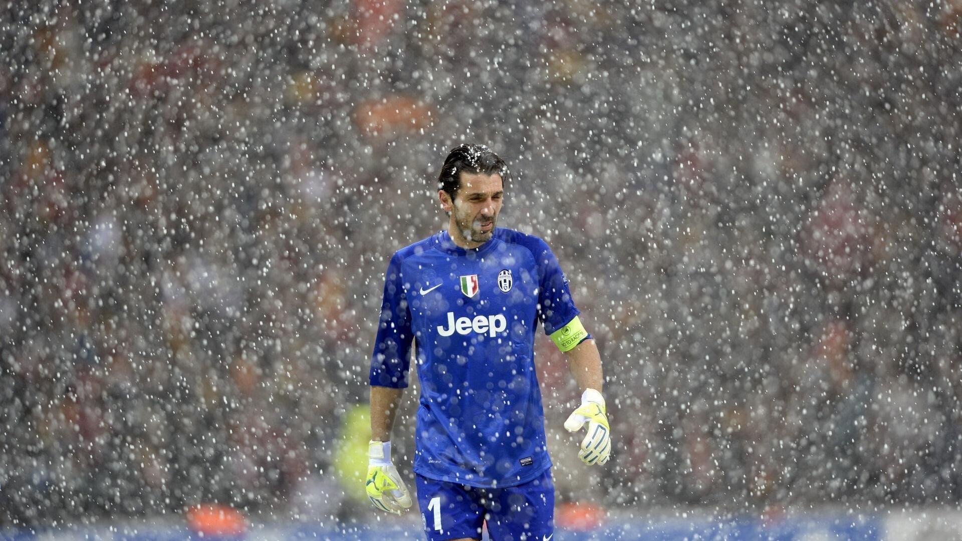 博洛尼亚强硬留人!英超多队追逐新星卡斯特罗遇阻,斯基拉确认非卖品立场